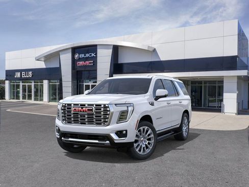 Used 2026 GMC Yukon Denali w/ Sun & Power Step Package image 8