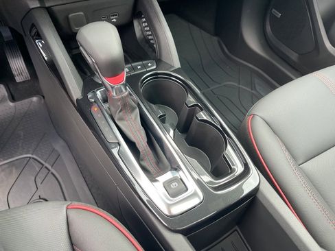 New 2025 Chevrolet TrailBlazer RS w/ Convenience Package image 26