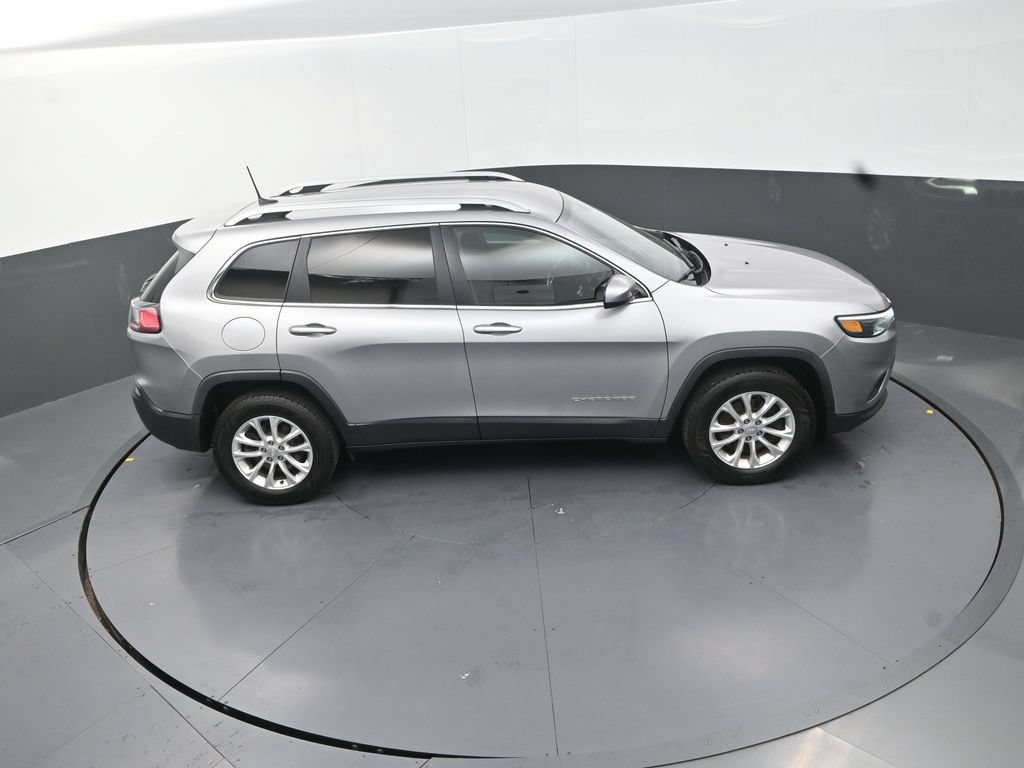 Used 2019 Jeep Cherokee Latitude w/ Popular Appearance Group AWD/4WD image 19