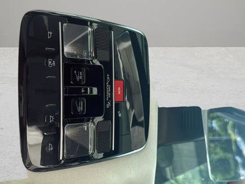 Used 2024 Hyundai Santa Fe Calligraphy FWD image 31