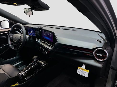 New 2026 Chevrolet Trax RS w/ Sunroof Package image 31