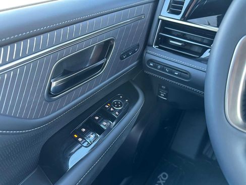 New 2026 INFINITI QX80 Autograph w/ Premium Cargo Package image 14