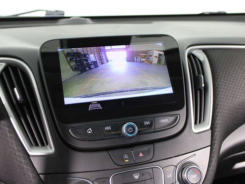 Used 2020 Chevrolet Malibu LS w/ Driver Confidence Package II image 23