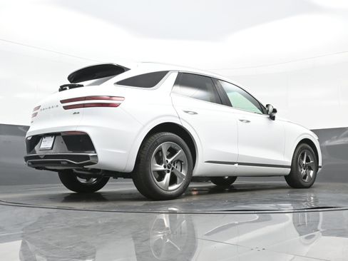 New 2026 Genesis GV70 2.5T image 17