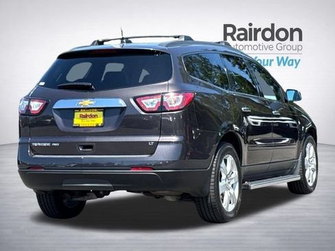 Used 2017 Chevrolet Traverse LT w/ Style and Technology Package AWD/4WD image 6