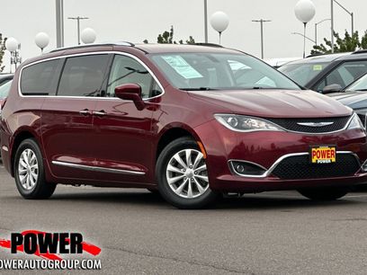 Used 2018 Chrysler Pacifica Touring-L
