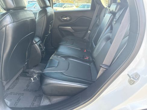 Used 2022 Jeep Cherokee Latitude Lux image 14