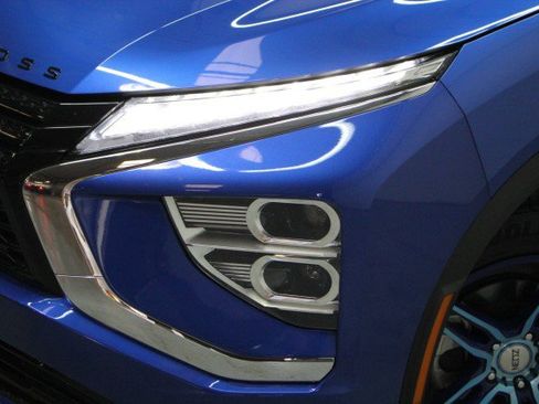 Used 2024 Mitsubishi Eclipse Cross SEL image 2