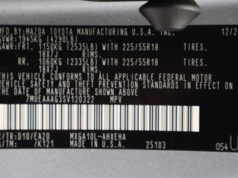 Certified 2025 Toyota Corolla Cross XLE FWD image 17