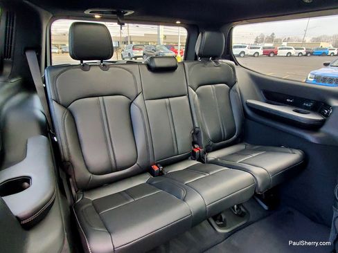 New 2026 Jeep Grand Wagoneer Summit image 58