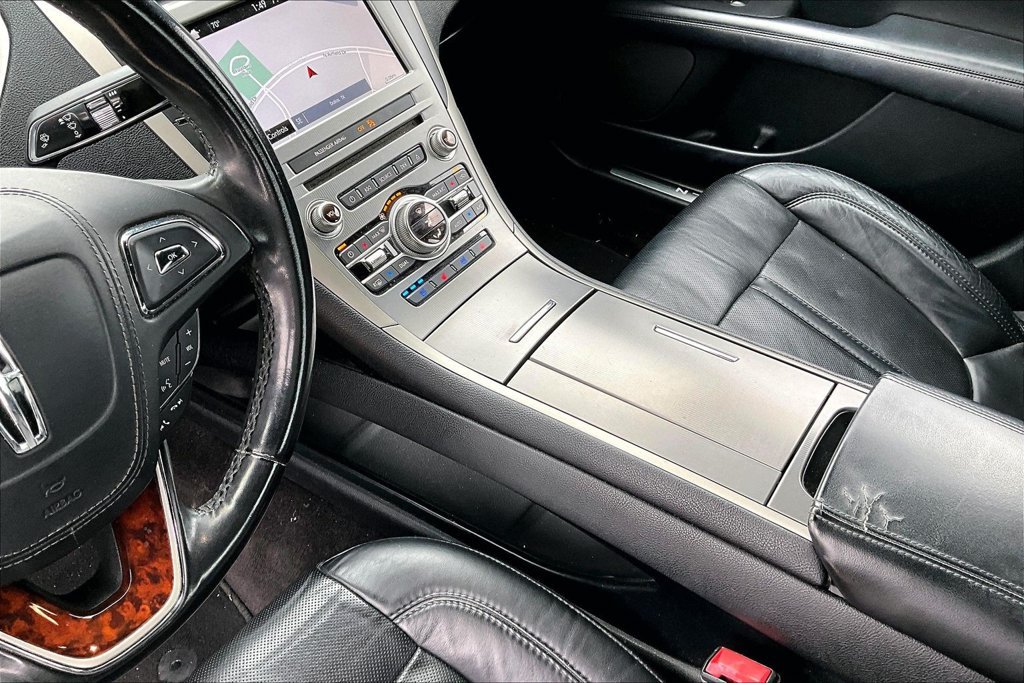 Used 2017 Lincoln MKZ Reserve FWD image 16
