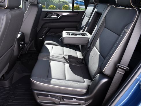 New 2026 GMC Yukon Elevation image 22