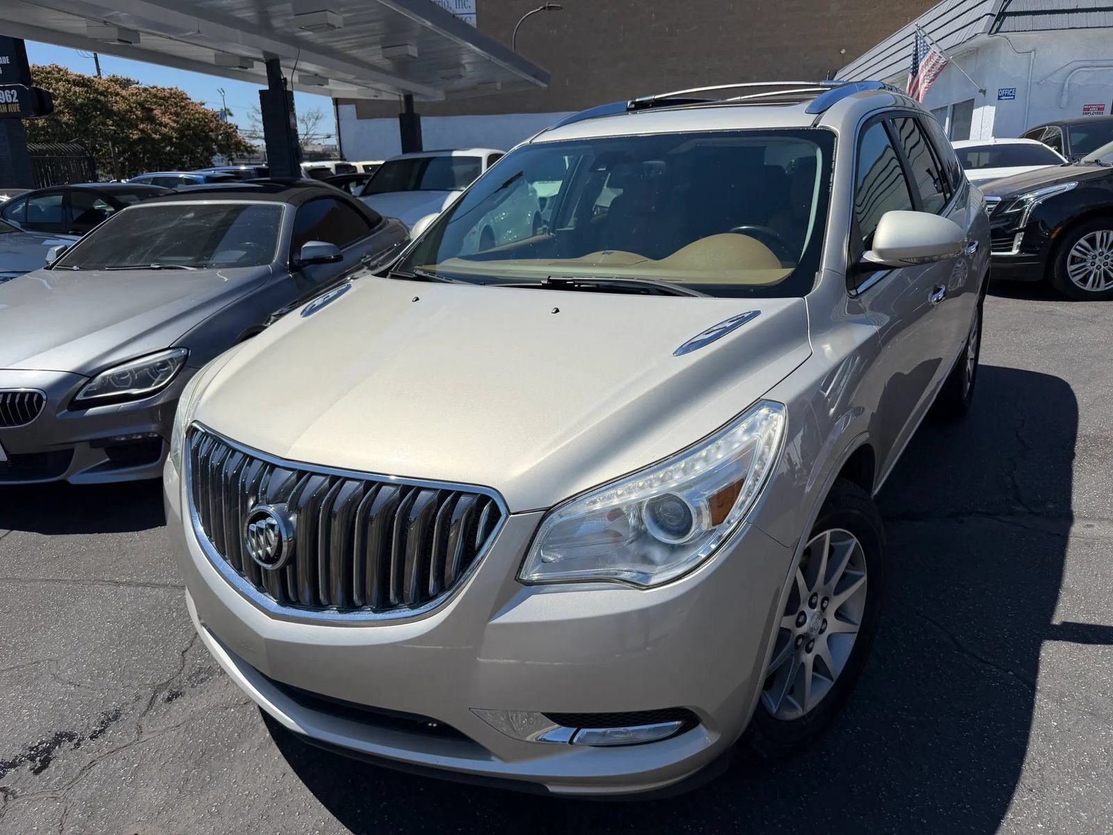 Used 2016 Buick Enclave Leather w/ Trailering Package FWD image 3