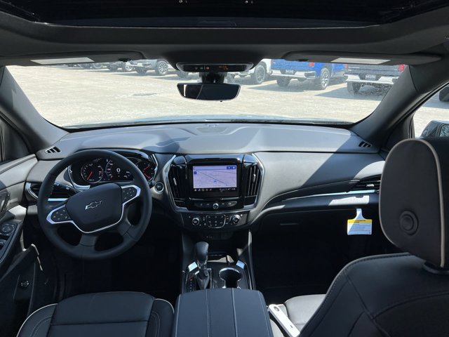 Used 2023 Chevrolet Traverse Premier w/ Redline Edition FWD image 21