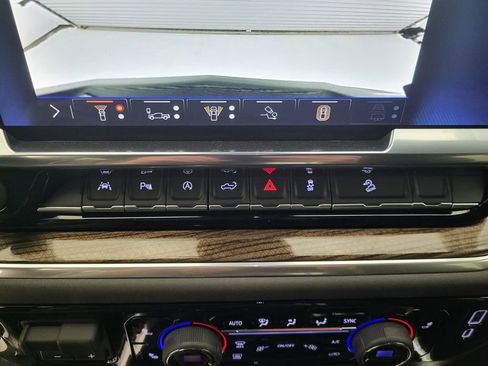 New 2026 Chevrolet Silverado 1500 LT Trail Boss w/ LT Trail Boss Premium Package image 12