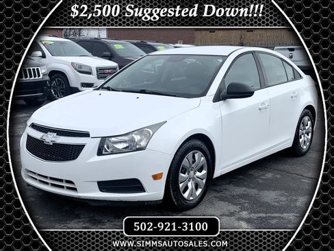 Used 2014 Chevrolet Cruze LS image 1