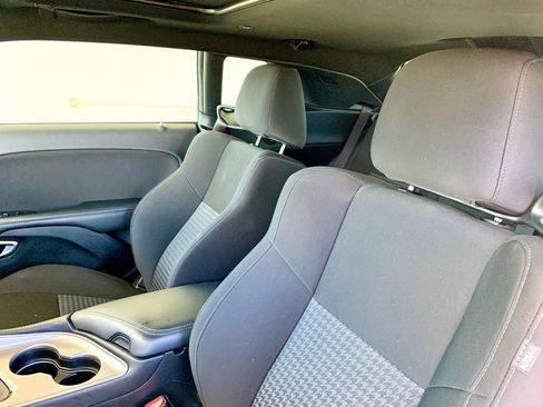 Used 2023 Dodge Challenger R/T w/ Blacktop Package image 15