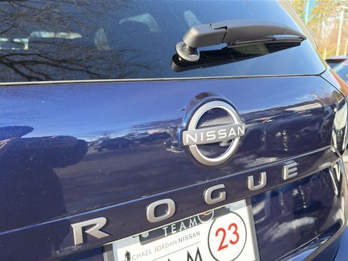 New 2026 Nissan Rogue SV image 13