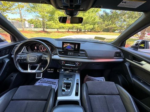 Used 2018 Audi SQ5 Premium Plus w/ Navigation Package image 7