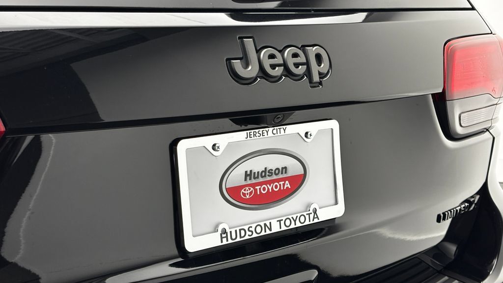 Used 2019 Jeep Grand Cherokee Limited X AWD/4WD image 8