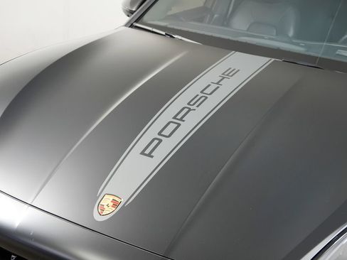 Certified 2024 Porsche Cayenne Turbo AWD/4WD image 12