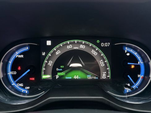 Used 2023 Toyota RAV4 LE image 49