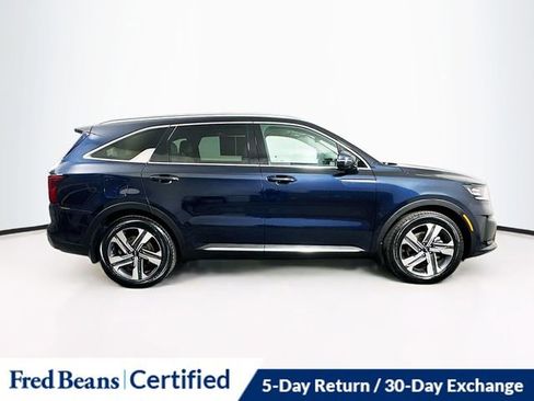 Used 2022 Kia Sorento SX Prestige w/ Panoramic Sunroof Package image 9