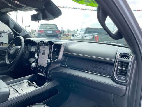 Used 2024 RAM 1500 Limited image 17