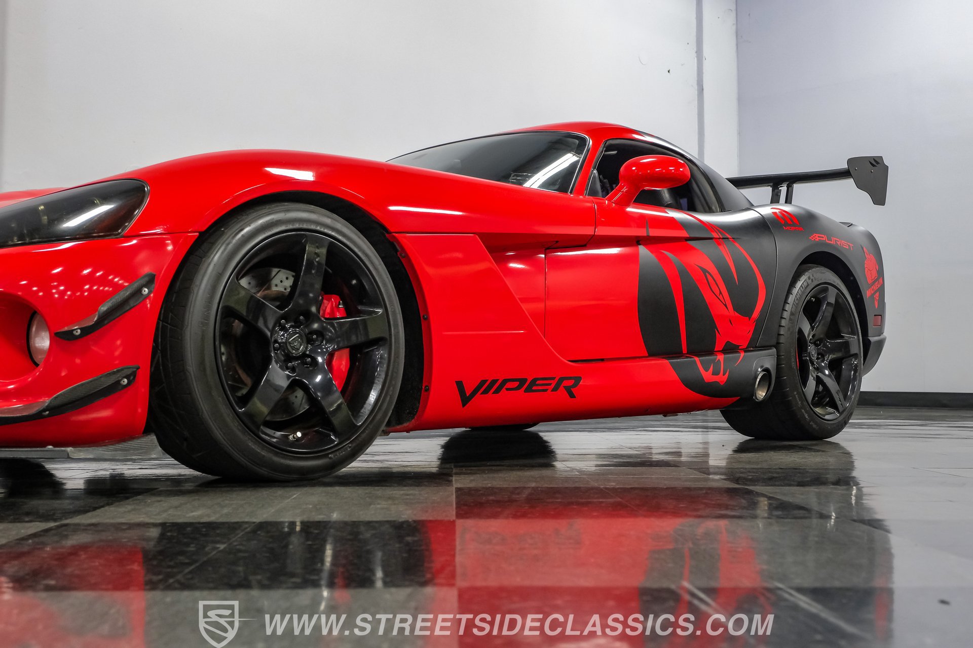 Used 2006 Dodge Viper SRT-10 RWD image 22