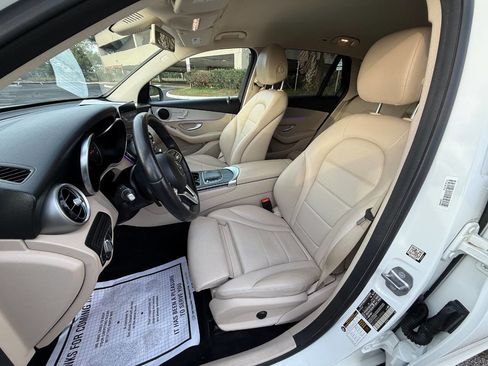 Used 2020 Mercedes-Benz GLC 300 image 19