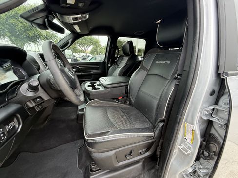 Used 2026 RAM 2500 Laramie AWD/4WD image 28