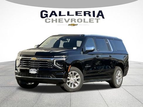 New 2026 Chevrolet Suburban Premier image 2