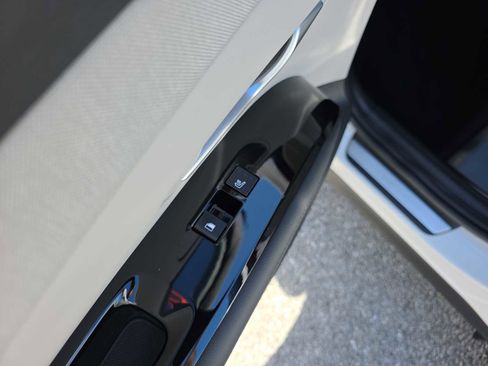 New 2026 Hyundai Tucson Limited image 25