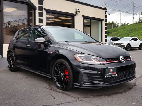 Used 2021 Volkswagen GTI SE FWD image 4