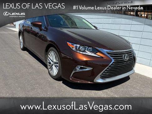 Used 2018 Lexus ES 350 w/ Luxury Package w/Wood Trim FWD image 1