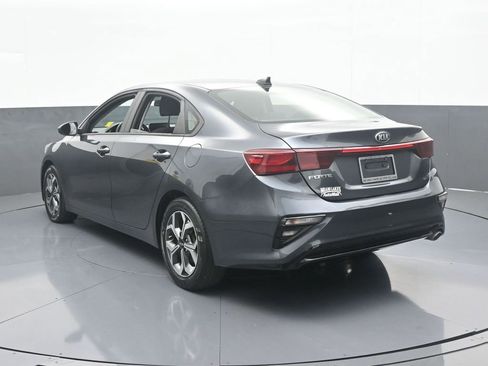 Used 2021 Kia Forte LXS image 4