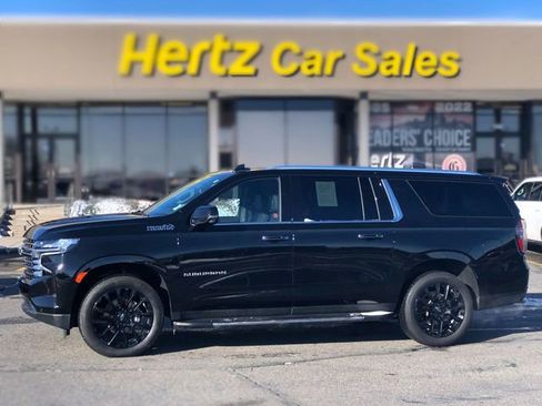 Used 2024 Chevrolet Suburban High Country image 1