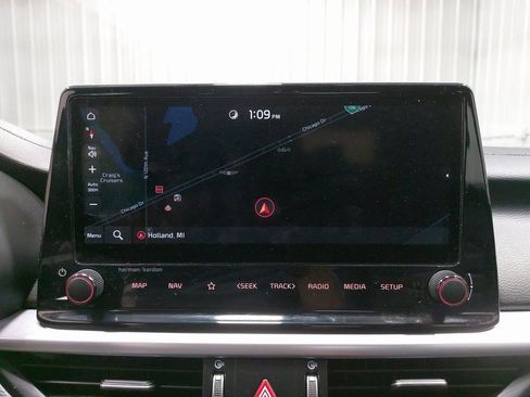 Used 2022 Kia Forte GT image 23