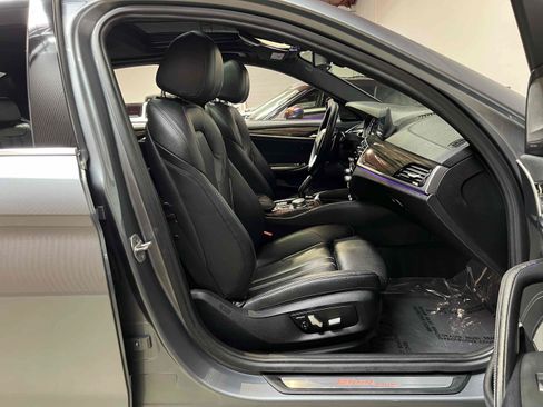 Used 2017 BMW 540i xDrive AWD/4WD image 47
