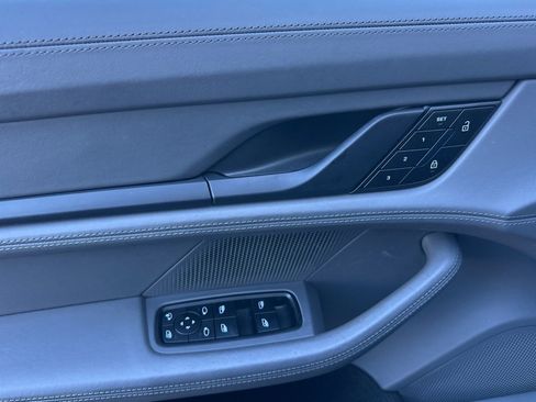 Used 2022 Porsche Taycan Turbo S image 12