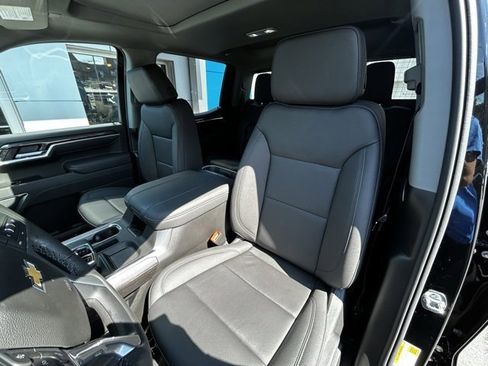New 2026 Chevrolet Silverado 1500 LTZ w/ LTZ Premium Package image 10