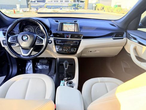 Used 2017 BMW X1 xDrive28i image 23