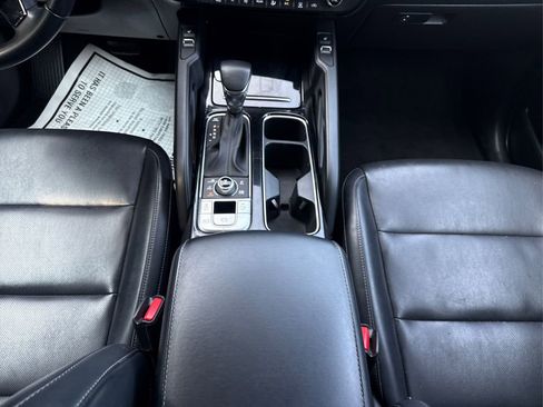 Used 2022 Kia Telluride S image 20