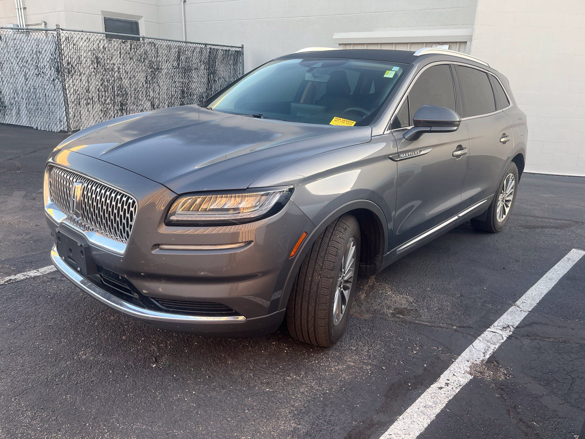 Used 2022 Lincoln Nautilus Reserve w/ Luxury Package FWD image 6