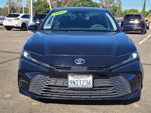Used 2025 Toyota Camry LE FWD image 2