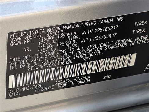 Used 2021 Toyota RAV4 XLE w/ Convenience Package FWD image 20