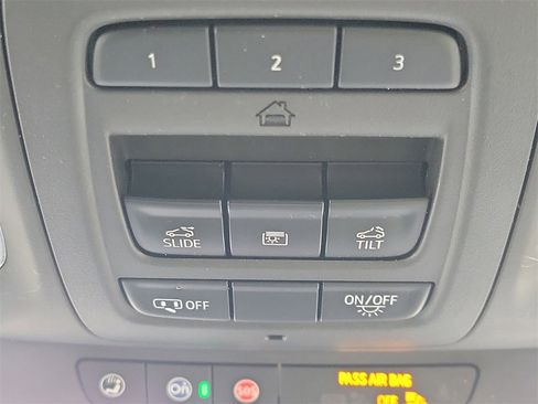 Used 2023 Cadillac CT5 Luxury w/ Sun And Sound Package image 32