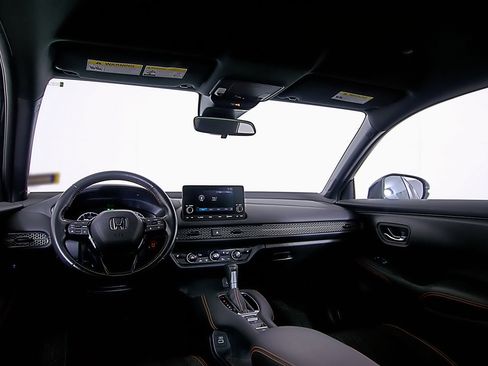 Used 2024 Honda HR-V Sport image 12