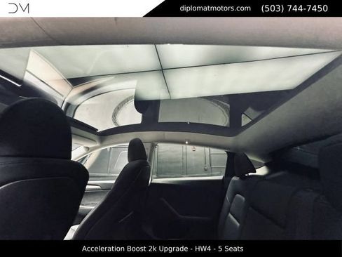 Used 2023 Tesla Model Y Long Range AWD/4WD image 23