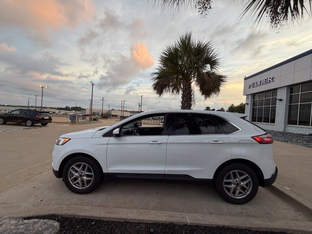 Used 2024 Ford Edge SEL AWD/4WD image 5